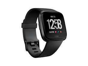 Acquista Fitbit versa smartwatch in alluminio nero/ nero Fitbit versa smartwatch in alluminio nero/ nero