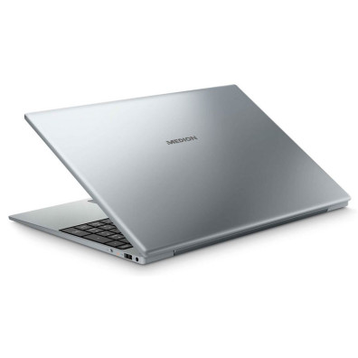 Portable Medium Akoya E15301/ MD62428 15.6" Ryzen 5 8GB RAM 256GB SSD AMD Grafico Vega 8