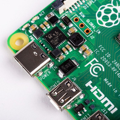 Raspberry Pi 4 Modello B (2 GB)